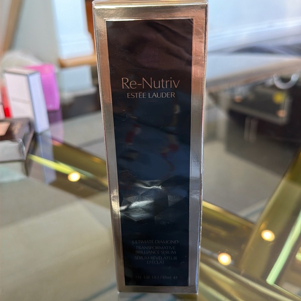 Estee Lauder Re-Nutriv Ultimate Diamond Transformativr Serum 1oz Full Size